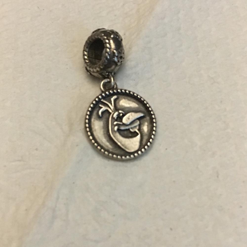 Pandora Olaf charm